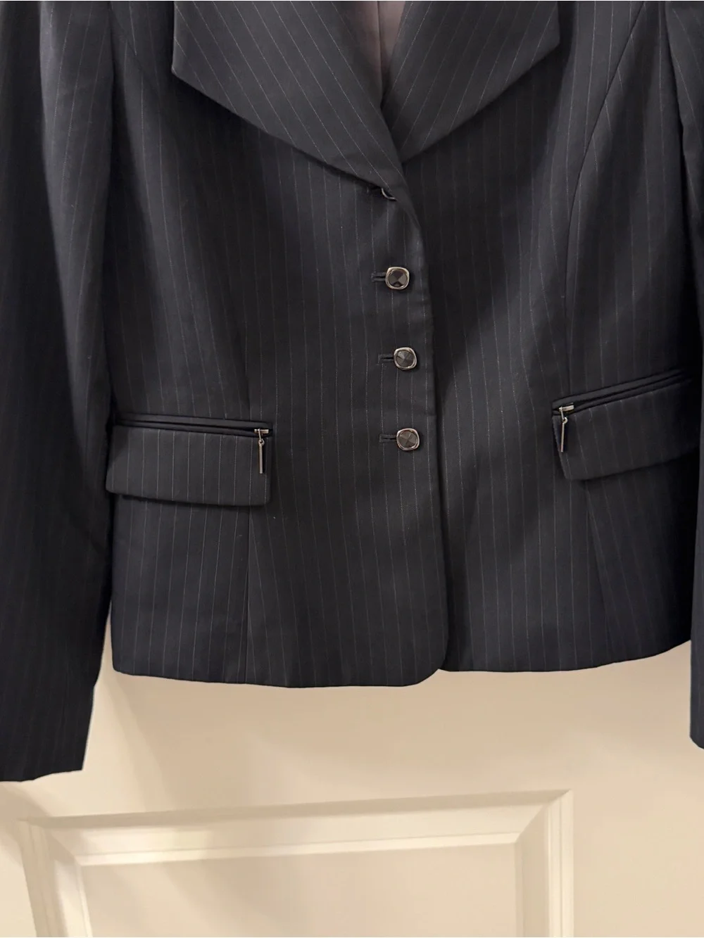 TAHARI $320 Pinstripe Women's 8 Blazer Jacket